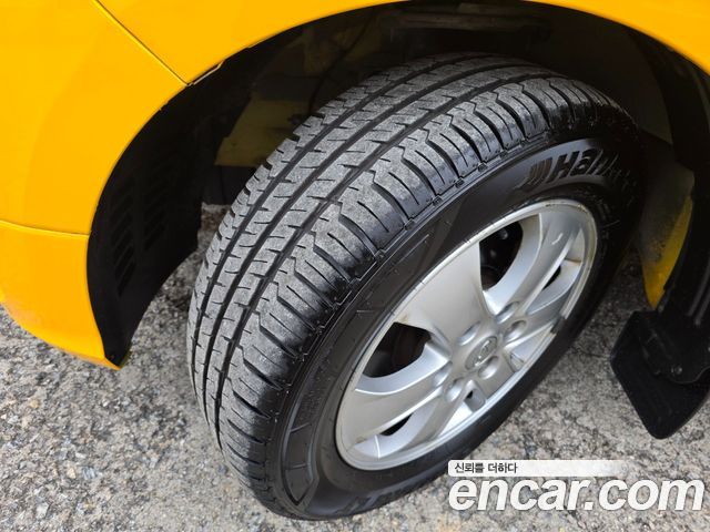 Hyundai Starex 2019 — photo 7