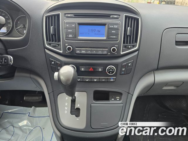 Hyundai Starex 2019 — photo 9
