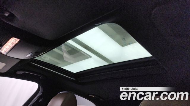 Mercedes-Benz E-Class 2021 — photo 18