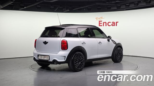 Mini Countryman 2012 — photo 2