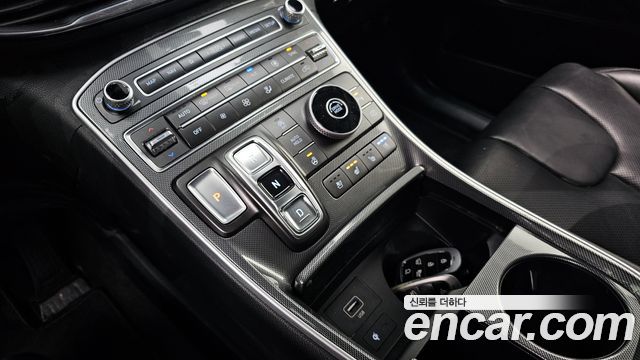 Hyundai Santafe 2021 — photo 9