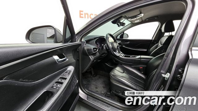 Hyundai Santafe 2021 — photo 10