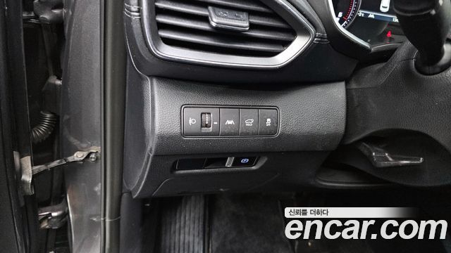 Hyundai Santafe 2021 — photo 13