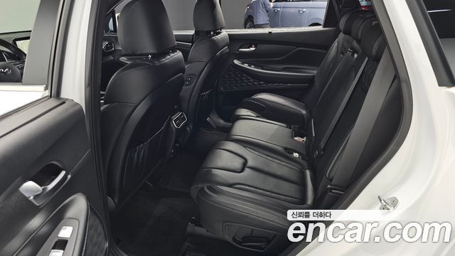 Hyundai Santafe 2021 — photo 12