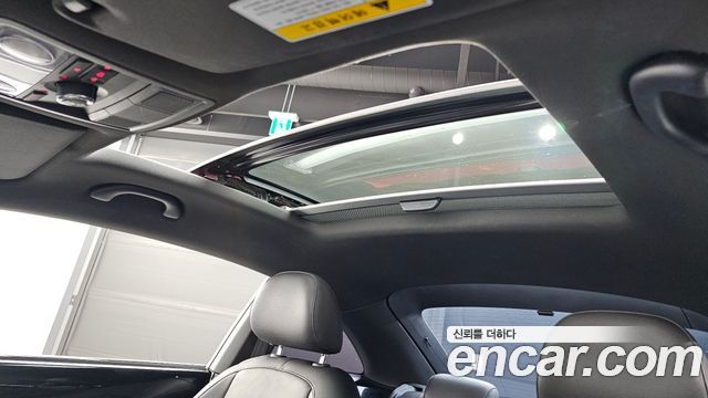 Volkswagen Beatle 2013 — photo 17