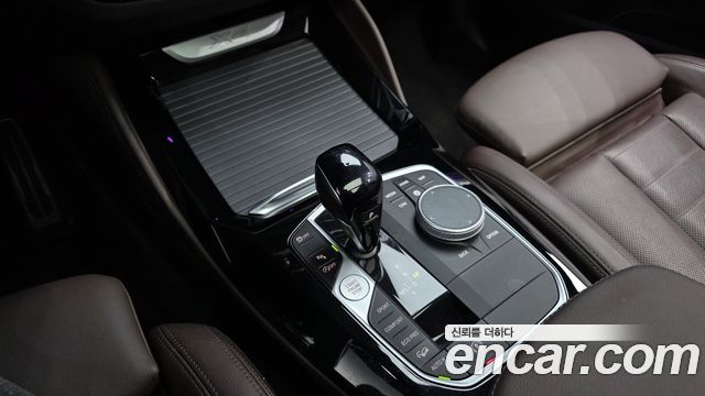 BMW X4 2022 — photo 9