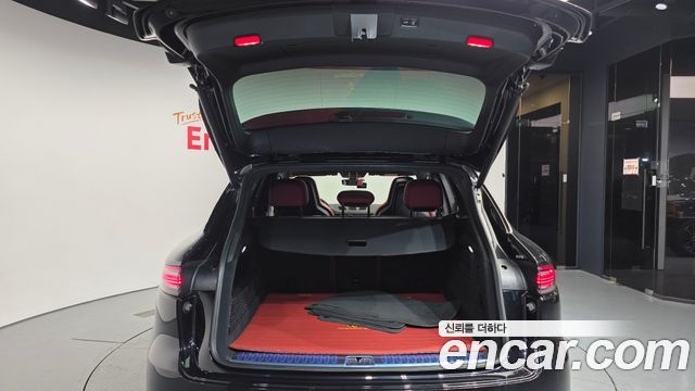 Porsche Cayenne 2023 — photo 20