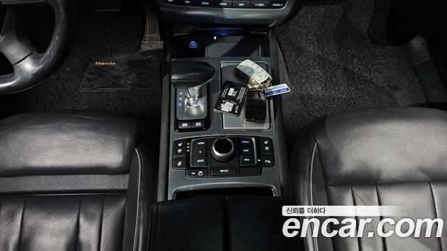 Genesis G80 2019 — photo 9