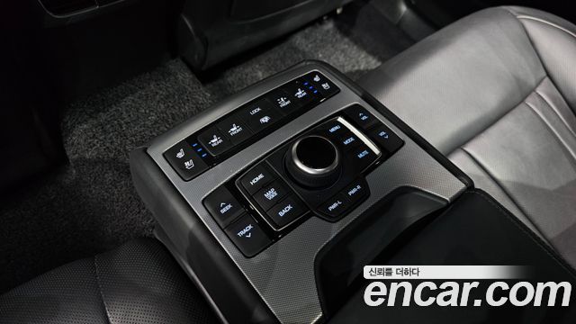 Genesis G80 2019 — photo 19