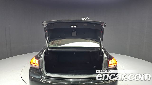Genesis G80 2019 — photo 20