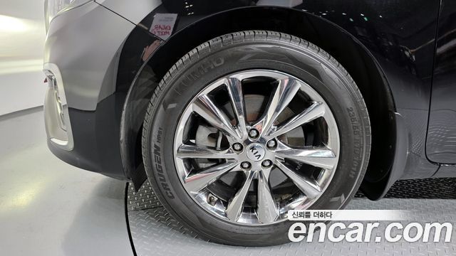 Kia Canival 2019 — photo 5