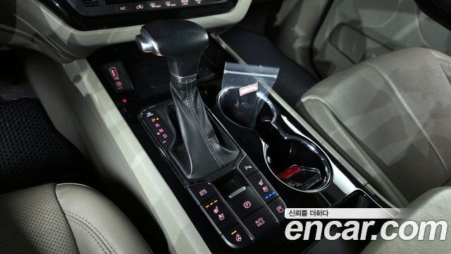 Kia Canival 2019 — photo 9