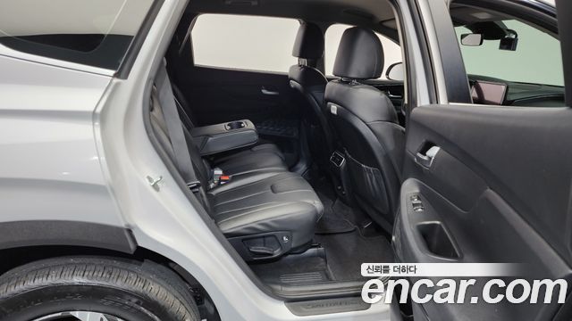 Hyundai Santafe 2021 — photo 12
