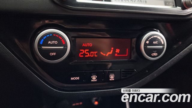 Kia morning 2015 — photo 16