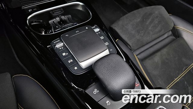 Mercedes-Benz CLA-Class 2021 — photo 17