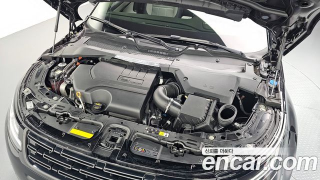 Land Rover Range Rover Evoque 2025 — photo 6