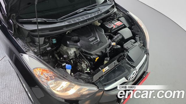 Hyundai AVANTE 2012 — photo 6