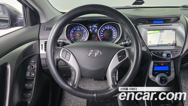 Hyundai AVANTE 2012 — photo 14
