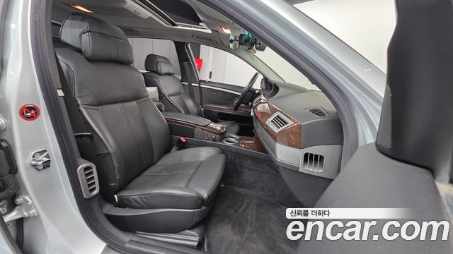 BMW 7-Series 2007 — photo 10