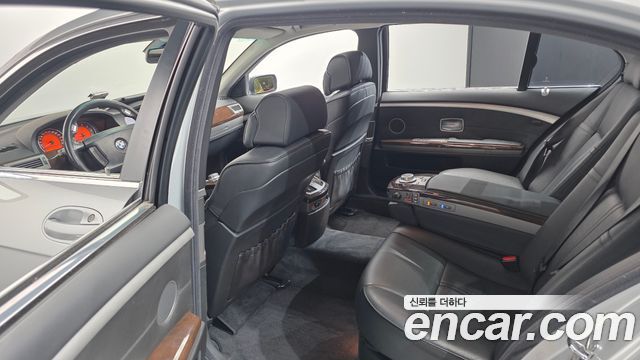 BMW 7-Series 2007 — photo 17