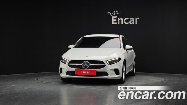 Mercedes-Benz A-Class 2019 — photo 3