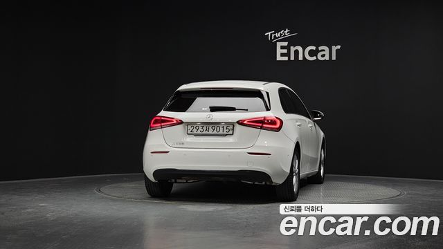 Mercedes-Benz A-Class 2019 — photo 4