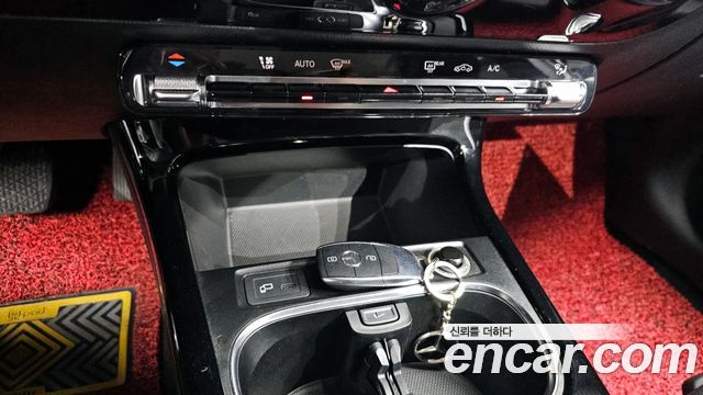 Mercedes-Benz A-Class 2019 — photo 18
