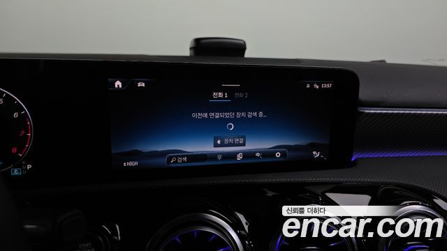 Mercedes-Benz A-Class 2024 — photo 17