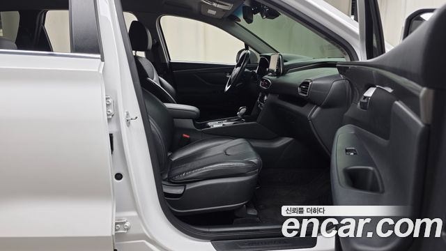 Hyundai Santafe 2020 — photo 11
