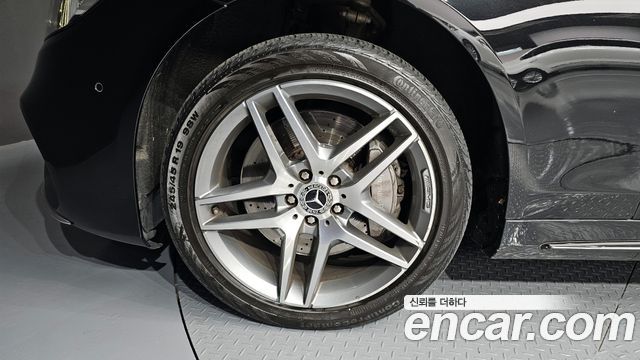 Mercedes-Benz S-Class 2019 — photo 5