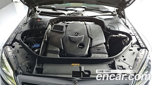 Mercedes-Benz S-Class 2019 — photo 6