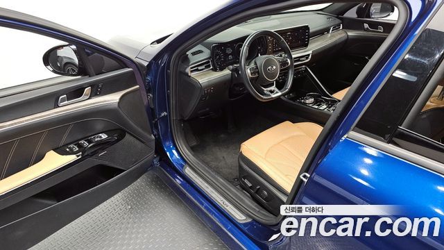 Kia K5 2021 — photo 11