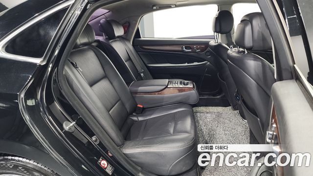 Hyundai Equus 2015 — photo 12