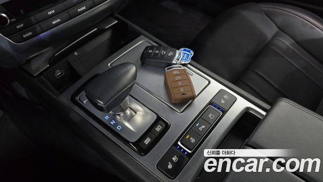 Genesis G80 2020 — photo 9