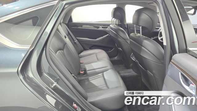 Genesis G80 2020 — photo 12