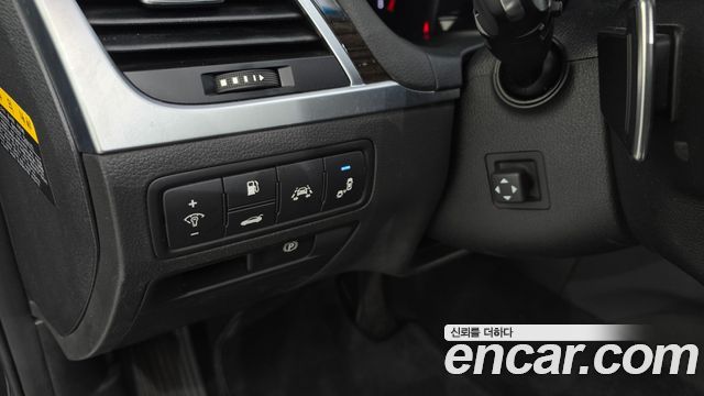 Genesis G80 2020 — photo 17