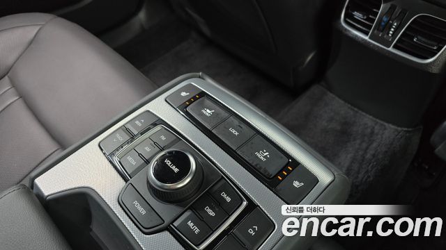 Genesis G80 2020 — photo 19