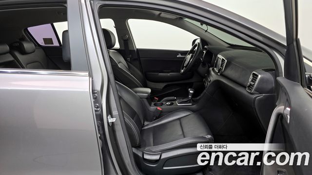 Kia Sportage 2016 — photo 11
