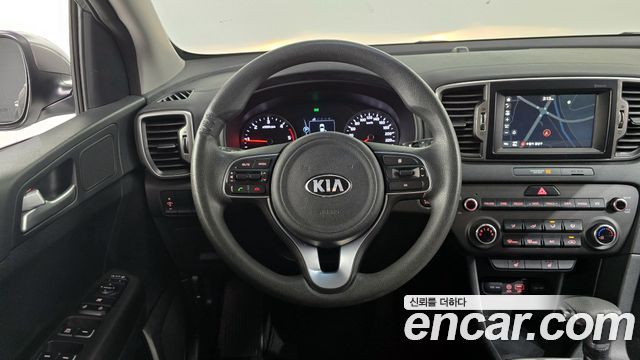 Kia Sportage 2016 — photo 13