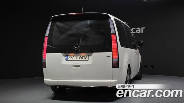 Hyundai Staria 2022 — photo 4