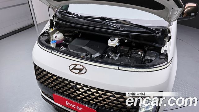 Hyundai Staria 2022 — photo 6
