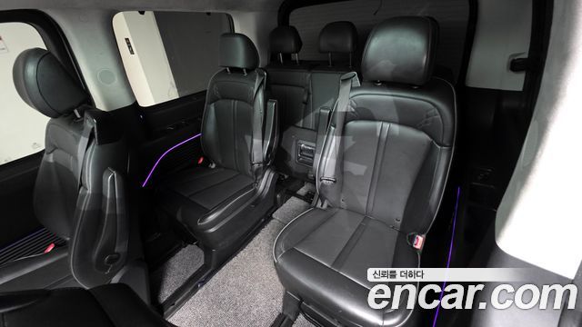 Hyundai Staria 2022 — photo 12