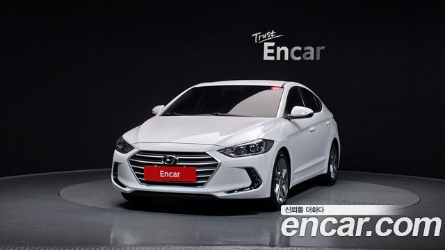 Hyundai AVANTE 2018 — photo 3