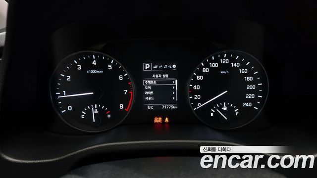 Hyundai AVANTE 2018 — photo 8