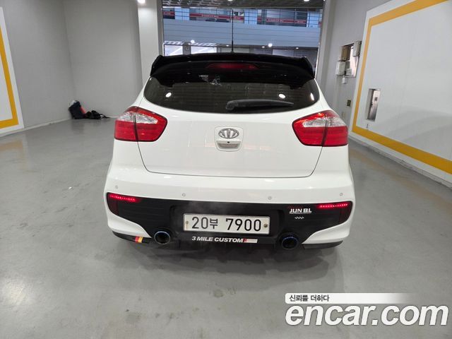 Kia pride 2015 — photo 4