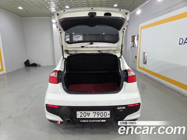 Kia pride 2015 — photo 17