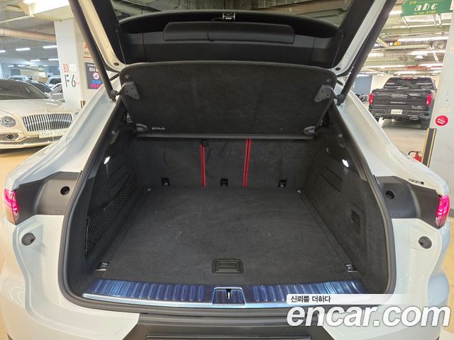 Porsche Cayenne 2022 — photo 8