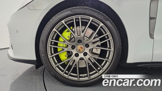 Porsche Panamera 2023 — photo 5