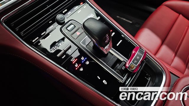 Porsche Panamera 2023 — photo 9