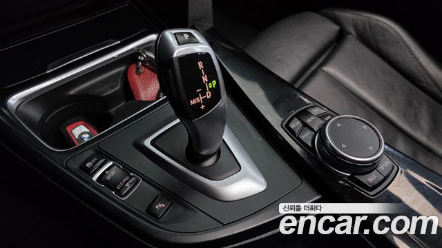 BMW 4-Series 2015 — photo 9